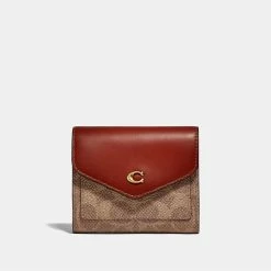 Cheapest 🎁 COACH Small Wallet 😍